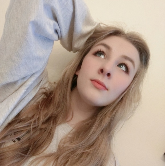 Meet your Posher, Kaitlyn - Picture 1 of 1